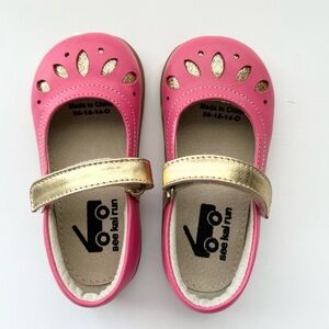 see kai run toddler shoes size US 7, EU 23